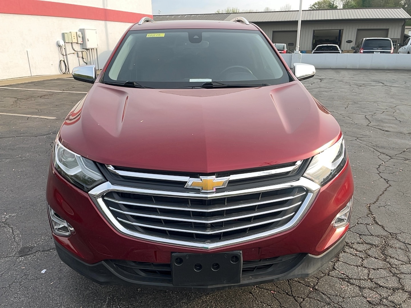 Used 2018 Chevrolet Equinox Premier with VIN 2GNAXVEV6J6348371 for sale in Batesville, IN
