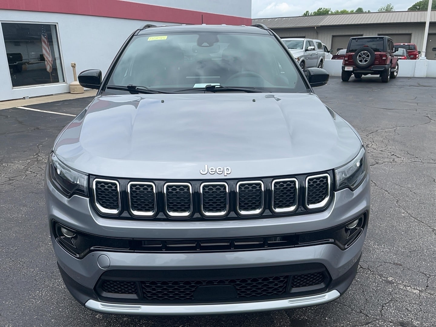 Used 2023 Jeep Compass Limited with VIN 3C4NJDCN7PT574691 for sale in Batesville, IN