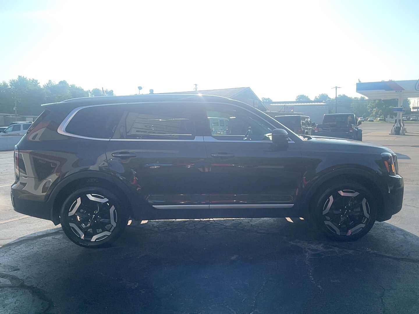 2024 Kia Telluride EX photo 2
