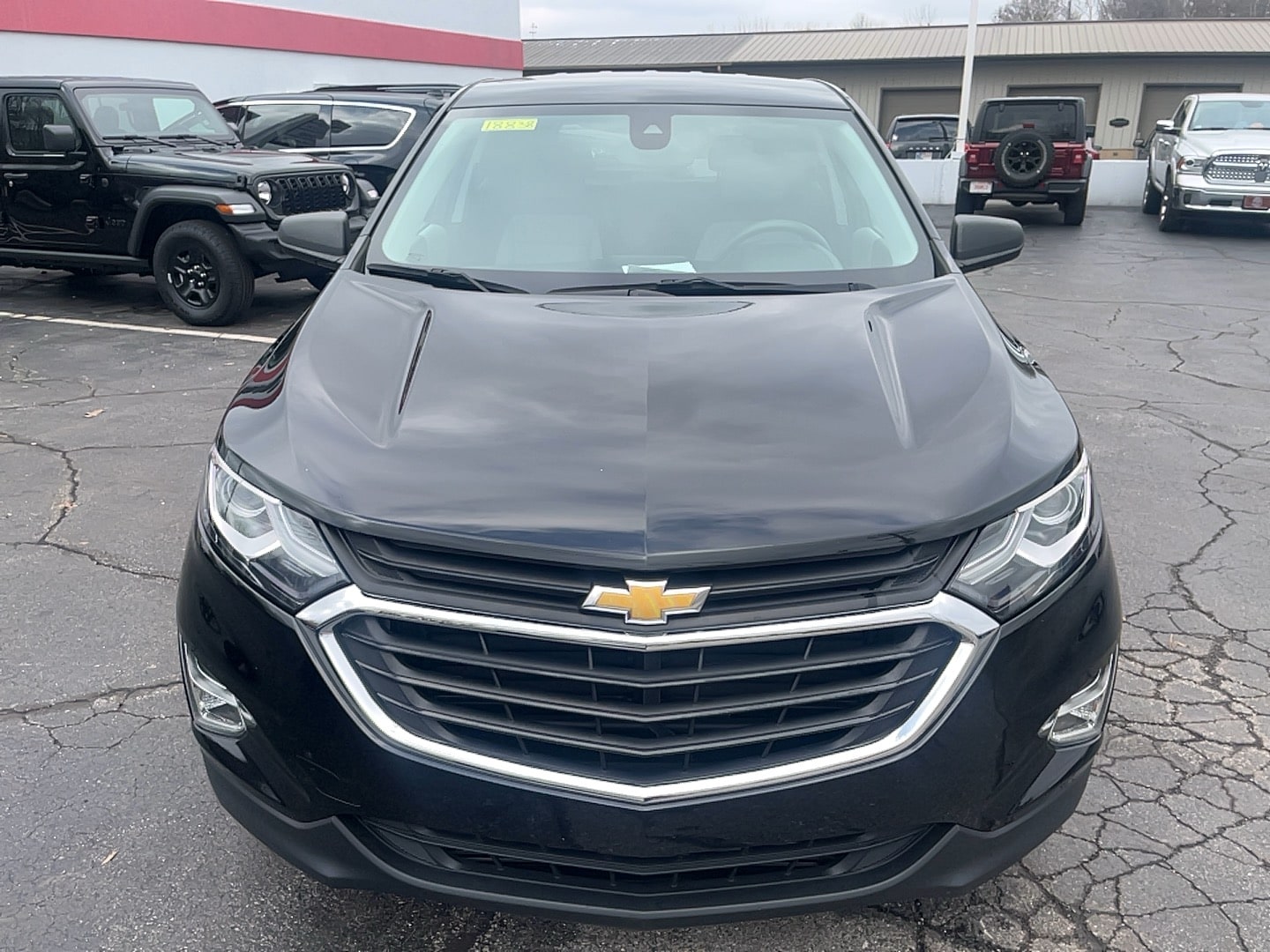 Used 2020 Chevrolet Equinox LS with VIN 2GNAXHEV7L6274978 for sale in Batesville, IN