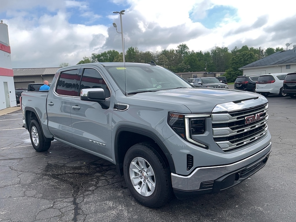 Used 2024 GMC Sierra 1500 SLE Pickup Truck