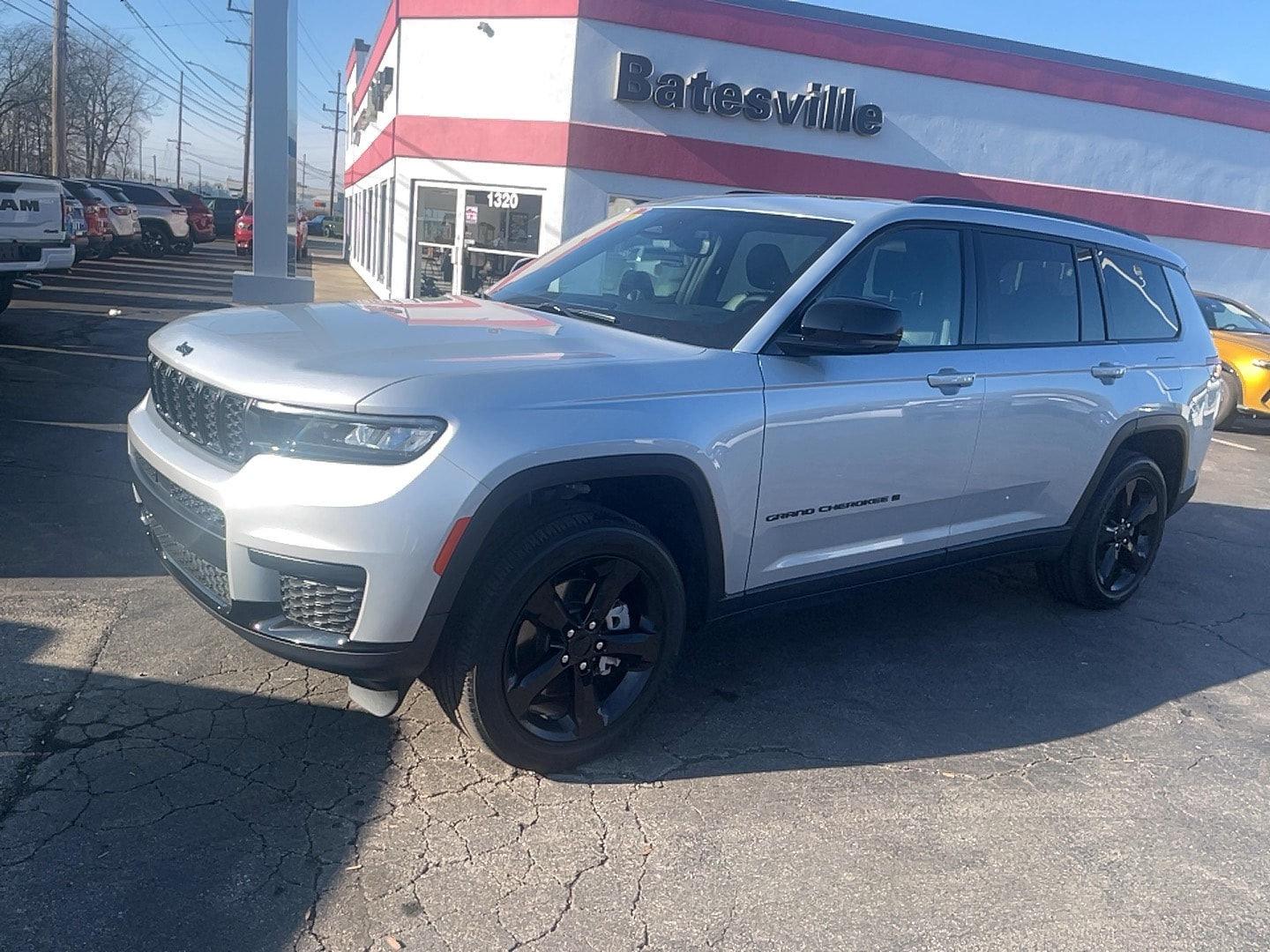 2024 Jeep Grand Cherokee L Altitude's photo