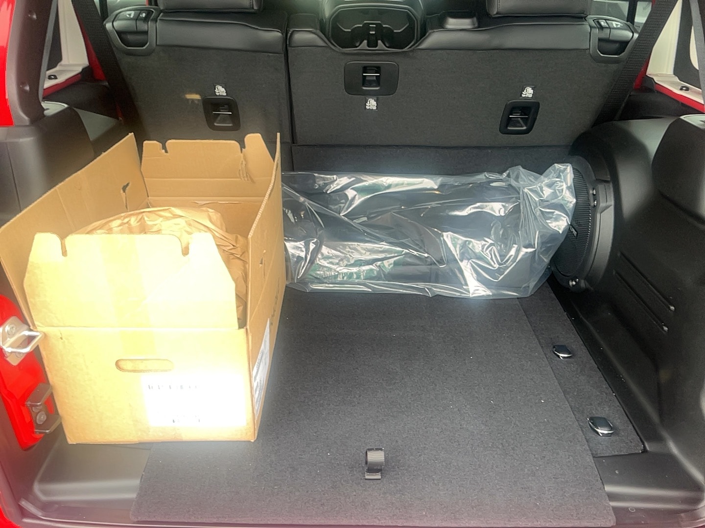 2025 Jeep Wrangler 4-Door Sahara - Photo 20