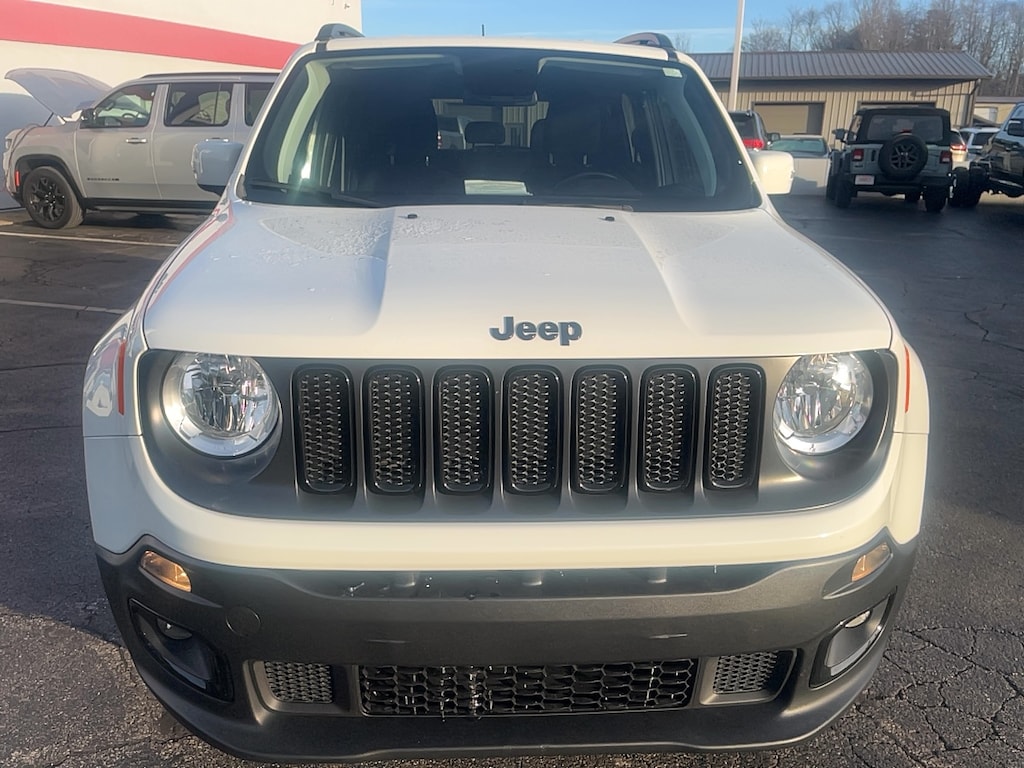 Used 2018 Jeep Renegade Altitude Wagon