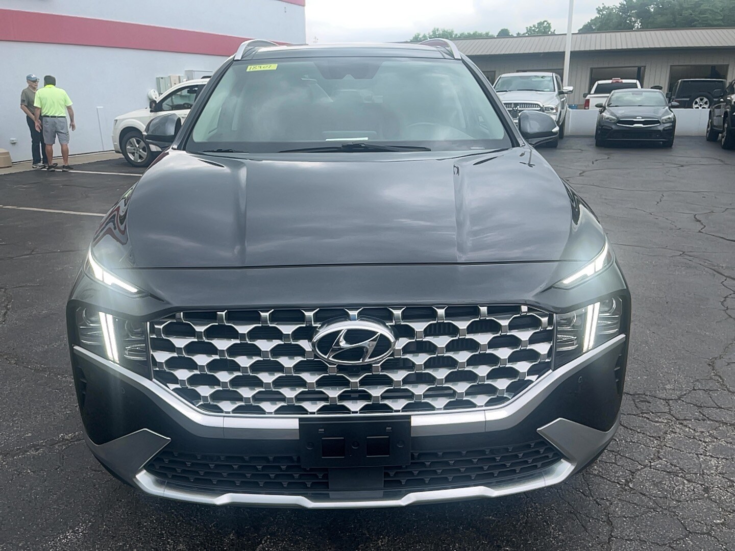 2023 Hyundai Santa Fe Limited Sport photo 2