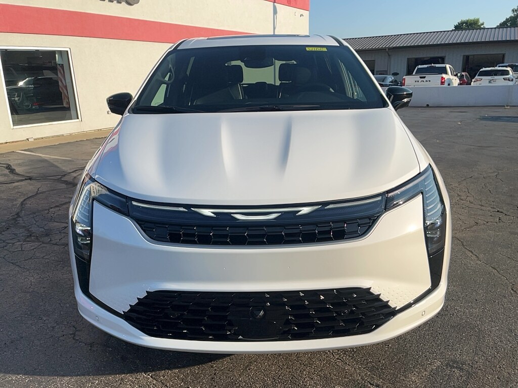 New 2027 Chrysler Pacifica LIMITED Passenger Van