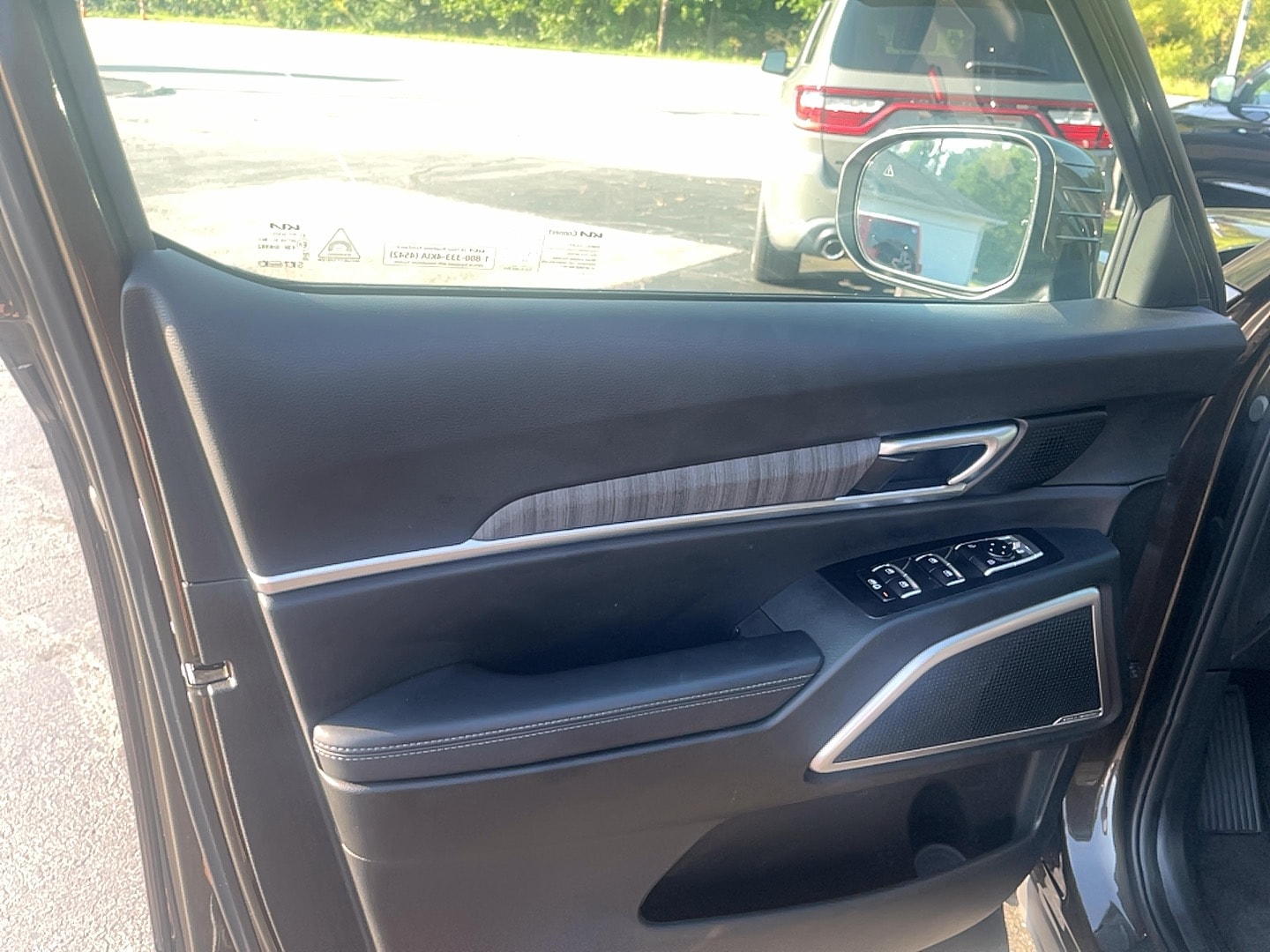2024 Kia Telluride EX - Photo 12