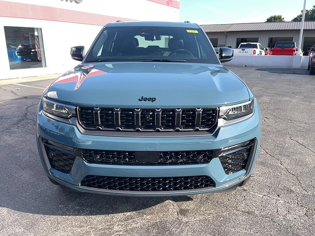 New 2027 Jeep Grand Cherokee Limited Reserve Sport Utility