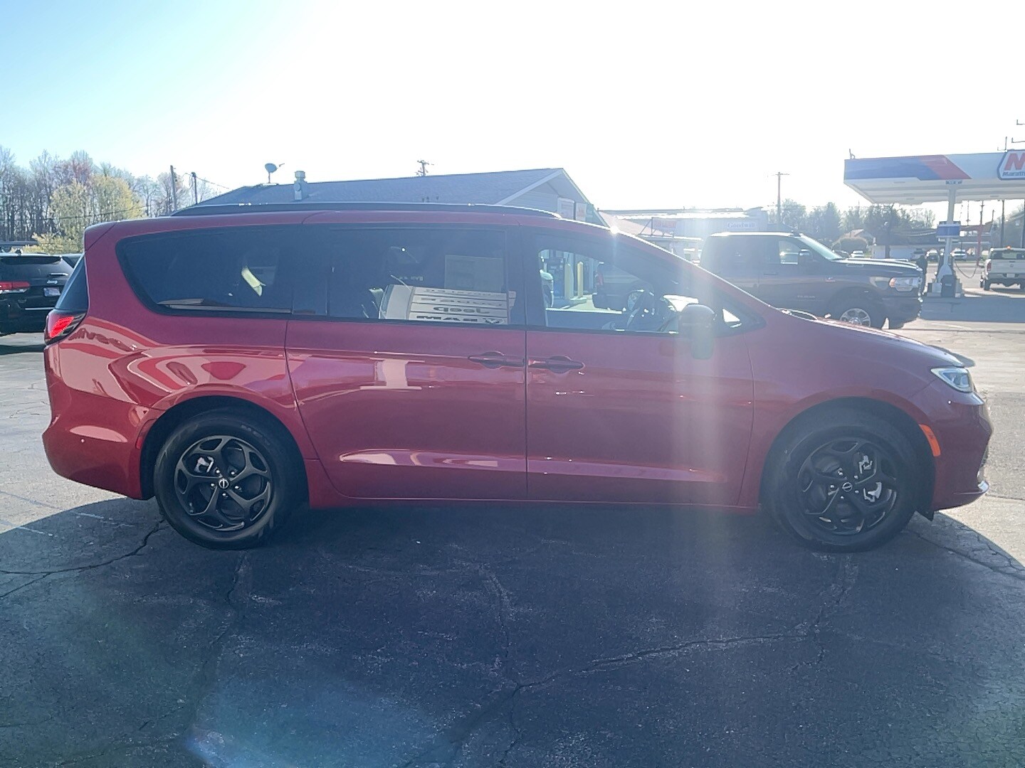 2025 Chrysler Pacifica Hybrid S Appearance photo 4