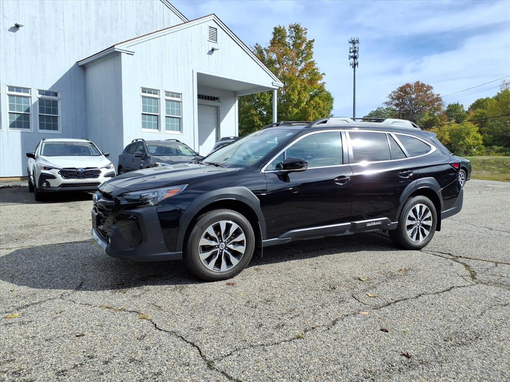 2023 Subaru Outback Limited photo 2