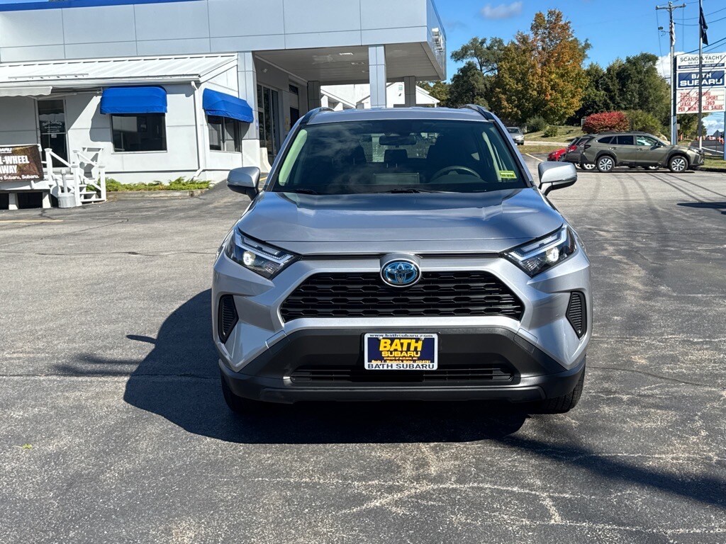 2023 Toyota RAV4 Hybrid LE photo 2