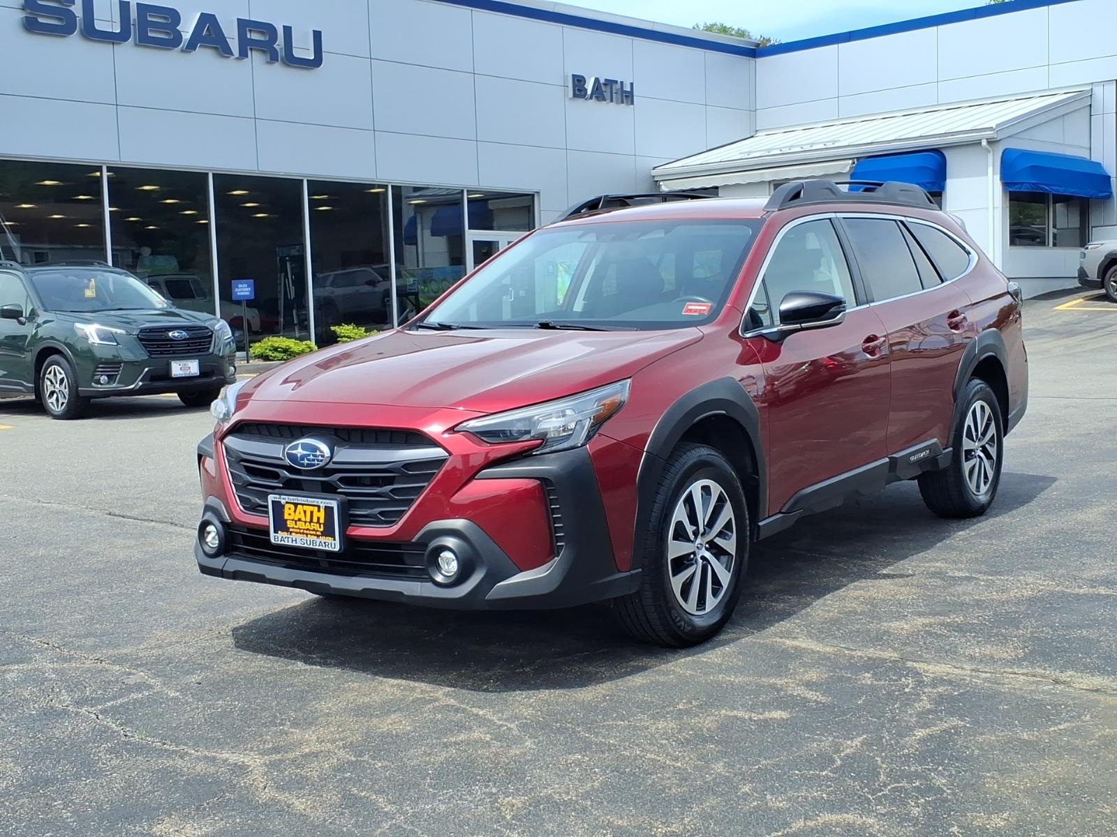 2024 Subaru Outback Premium's photo