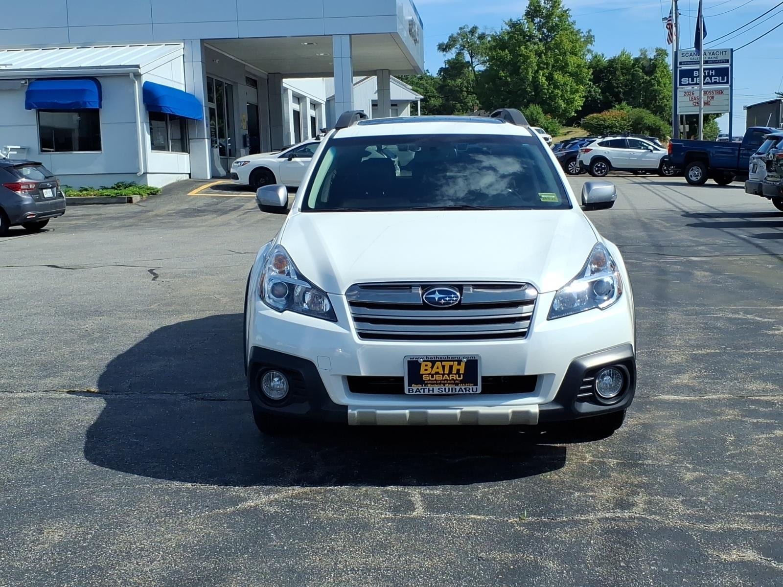 Used 2014 Subaru Outback 2.5i Limited with VIN 4S4BRCPC2E3302360 for sale in Woolwich, ME