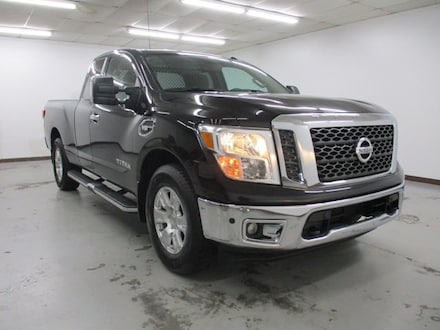 2017 Nissan Titan SV Truck King Cab