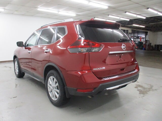 2020 Nissan Rogue SV photo 4