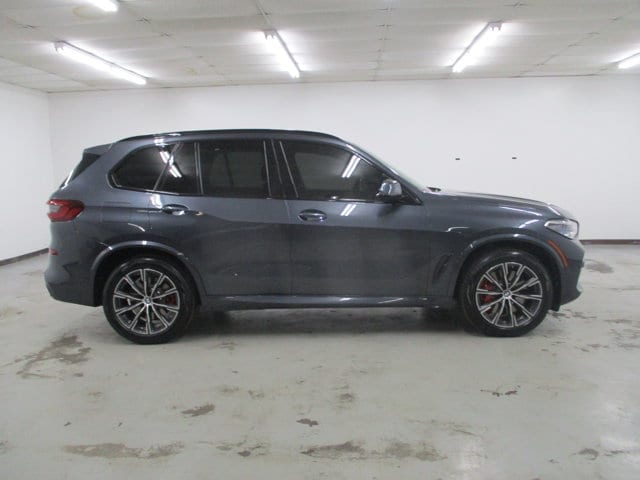 2022 BMW X5 M50i - Photo 10