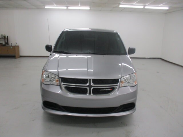 Used 2019 Dodge Grand Caravan SE with VIN 2C4RDGBG8KR500396 for sale in Battle Creek, MI