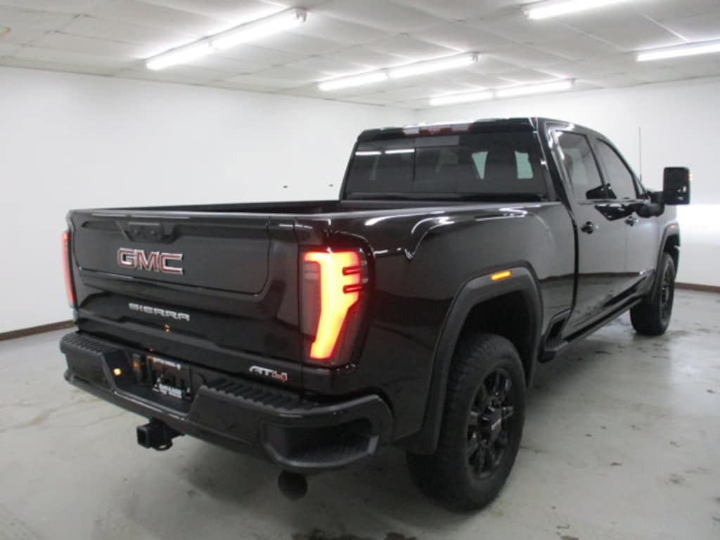 Used 2024 GMC Sierra 2500 HD AT4 Truck Crew Cab