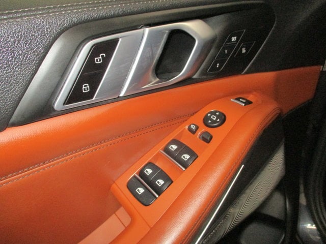 2022 BMW X5 M50i - Photo 17