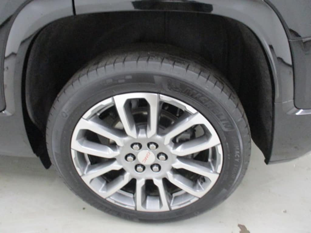 Used 2023 GMC Acadia Denali SUV