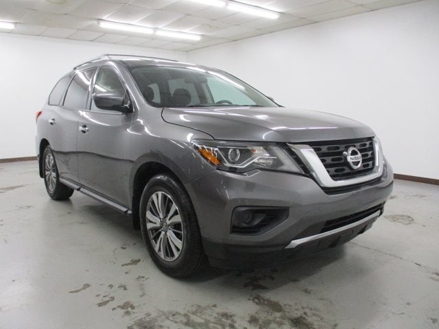 2019 Nissan Pathfinder S