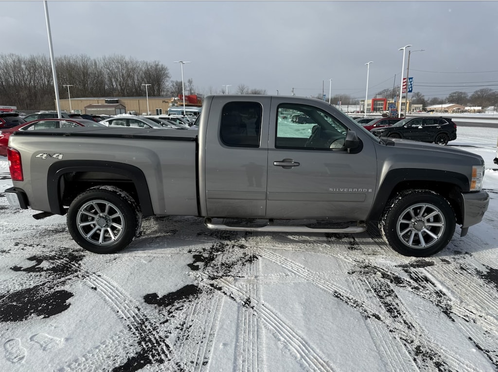Used 2007 Chevrolet Silverado 1500 Truck Extended Cab