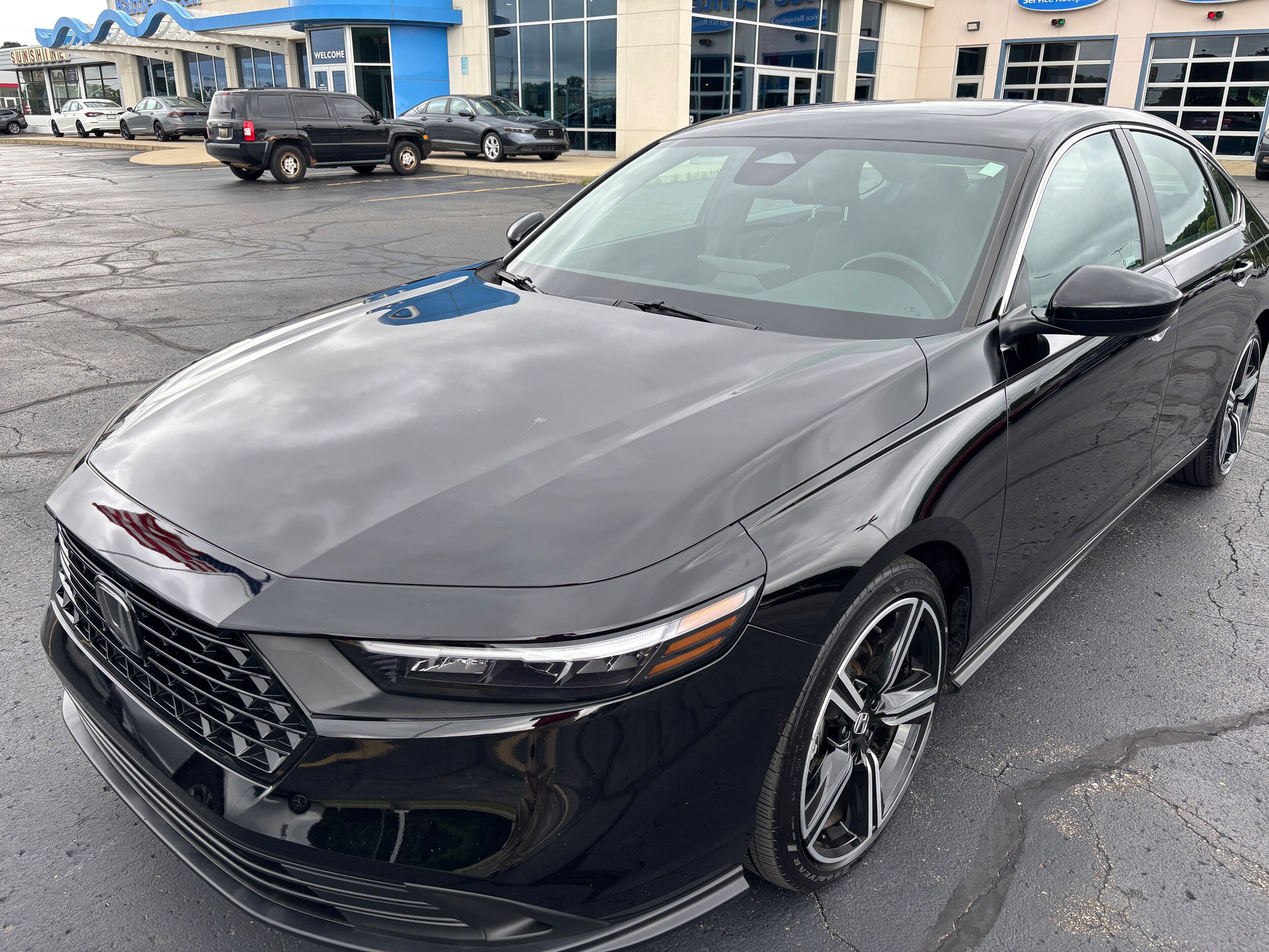 2023 Honda Accord Hybrid Sport photo 4