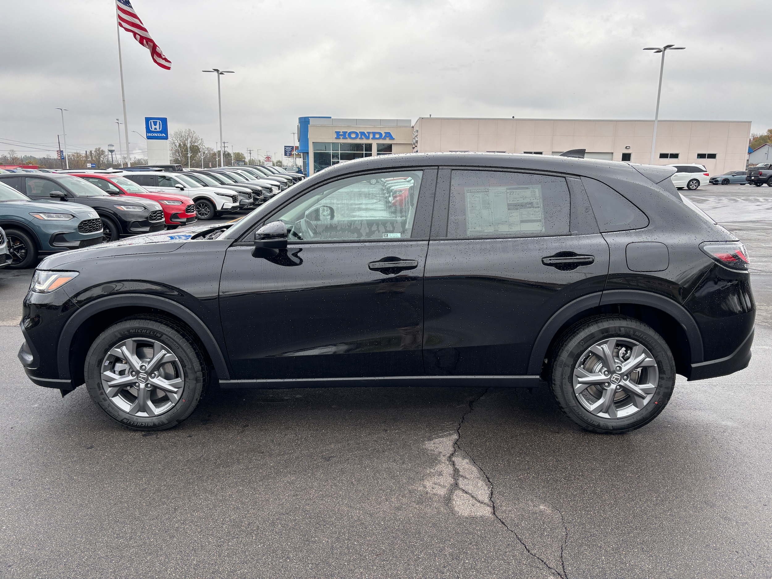 2026 Honda HR-V LX's photo