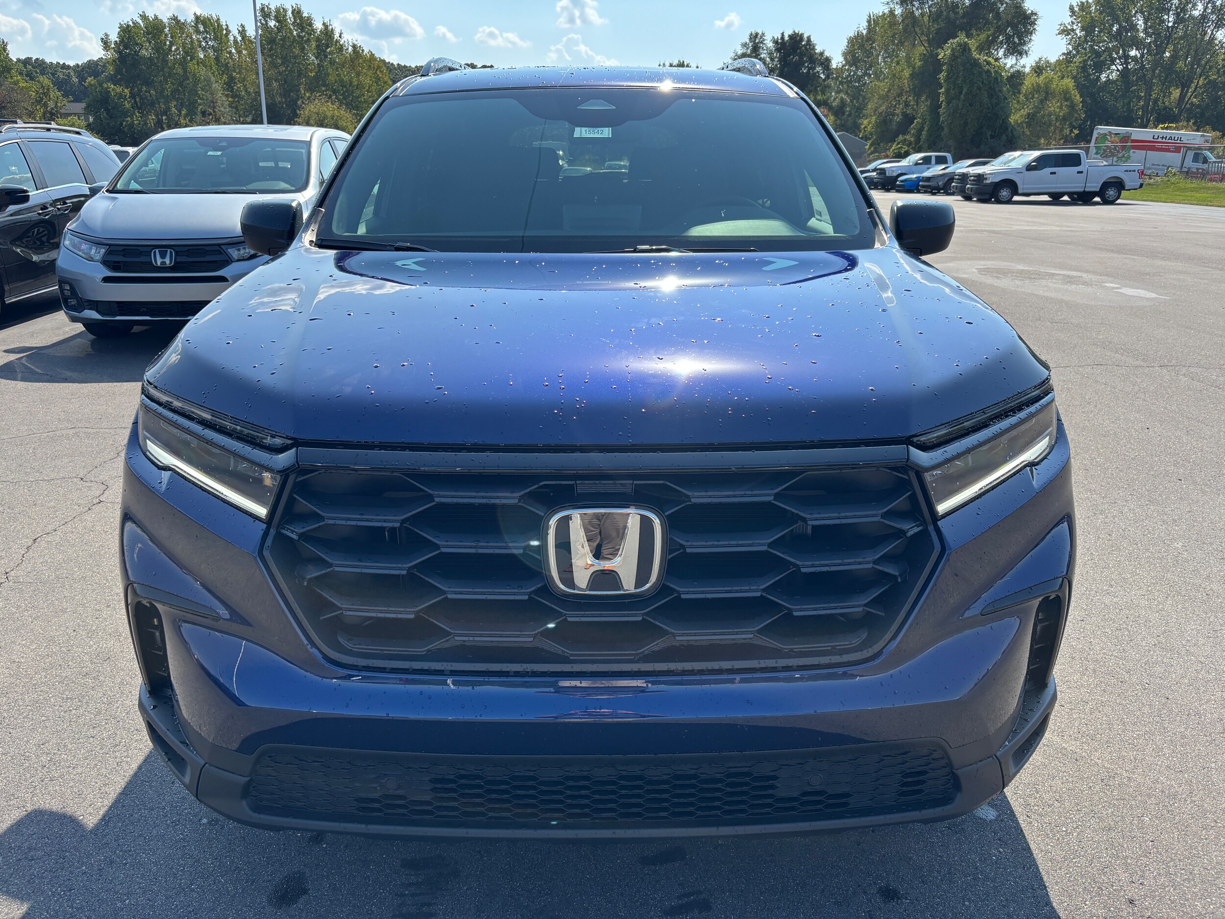 2025 Honda Pilot Sport photo 3