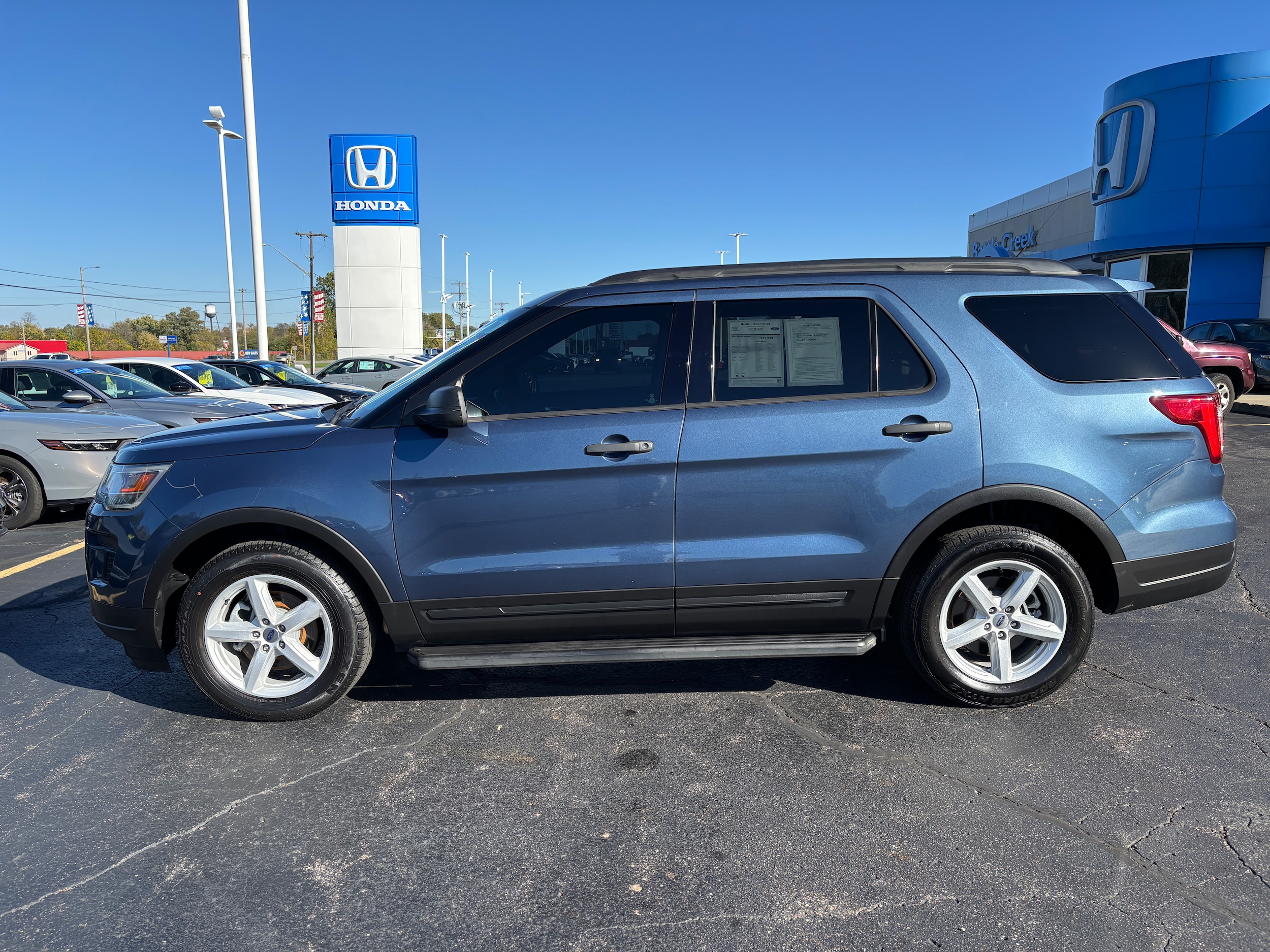 2019 Ford Explorer Base