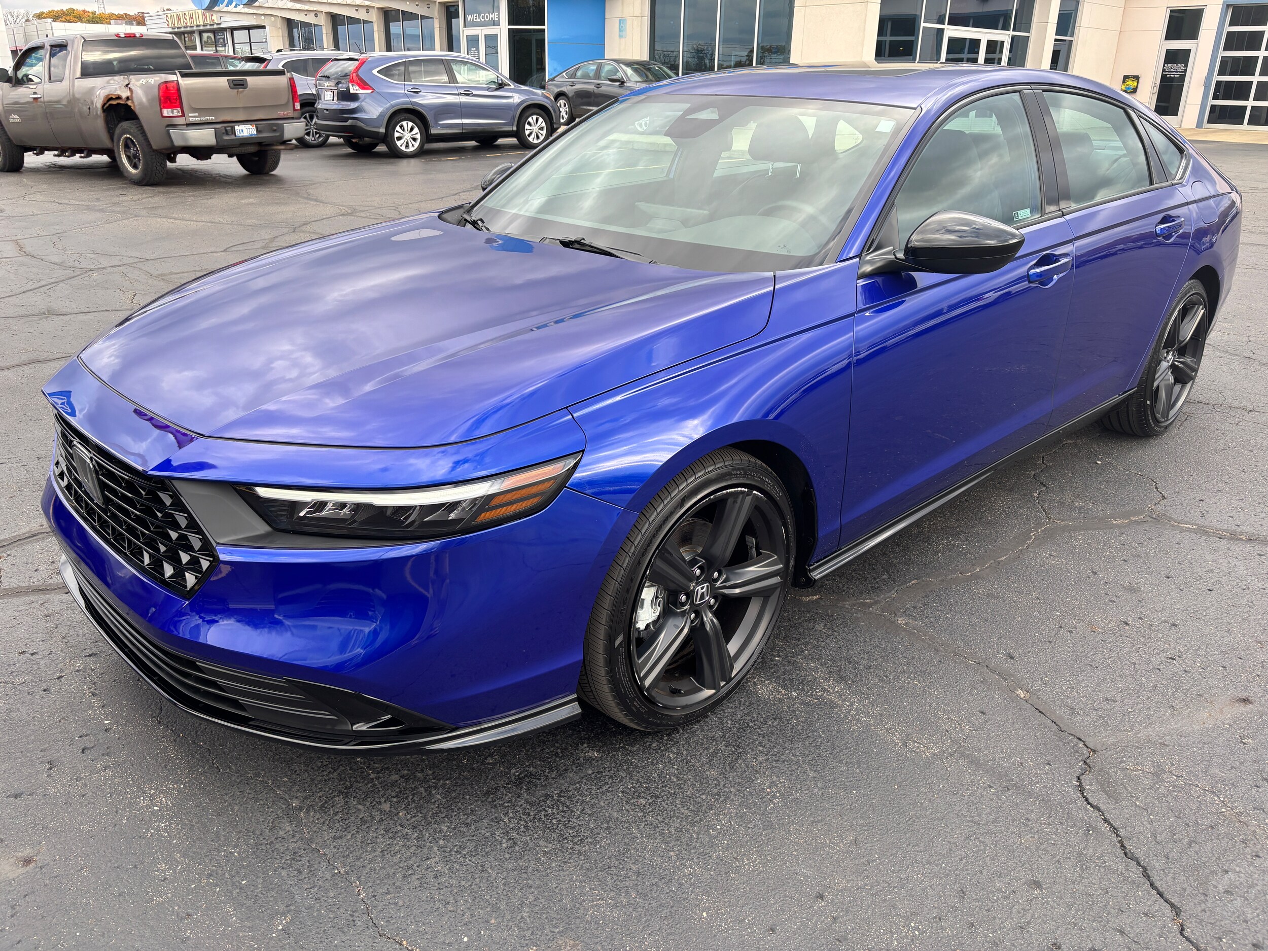 2023 Honda Accord Hybrid Sport-L photo 2