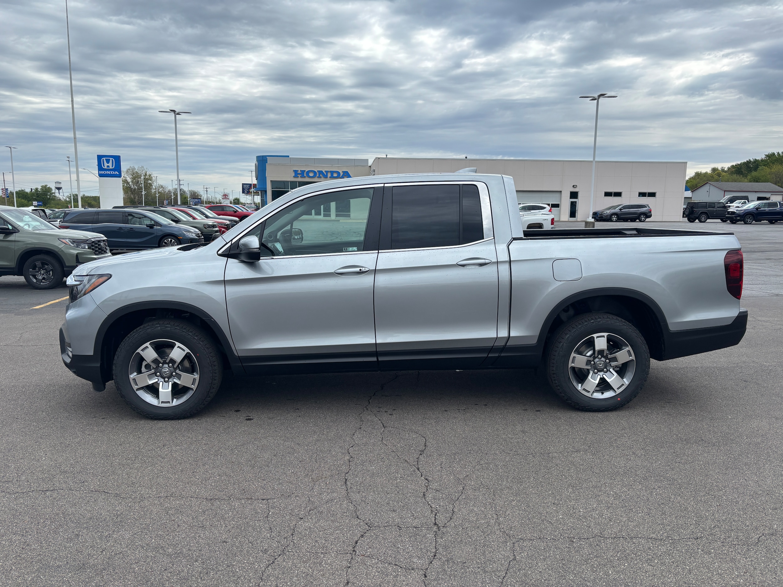 2026 Honda Ridgeline RTL AWD's photo