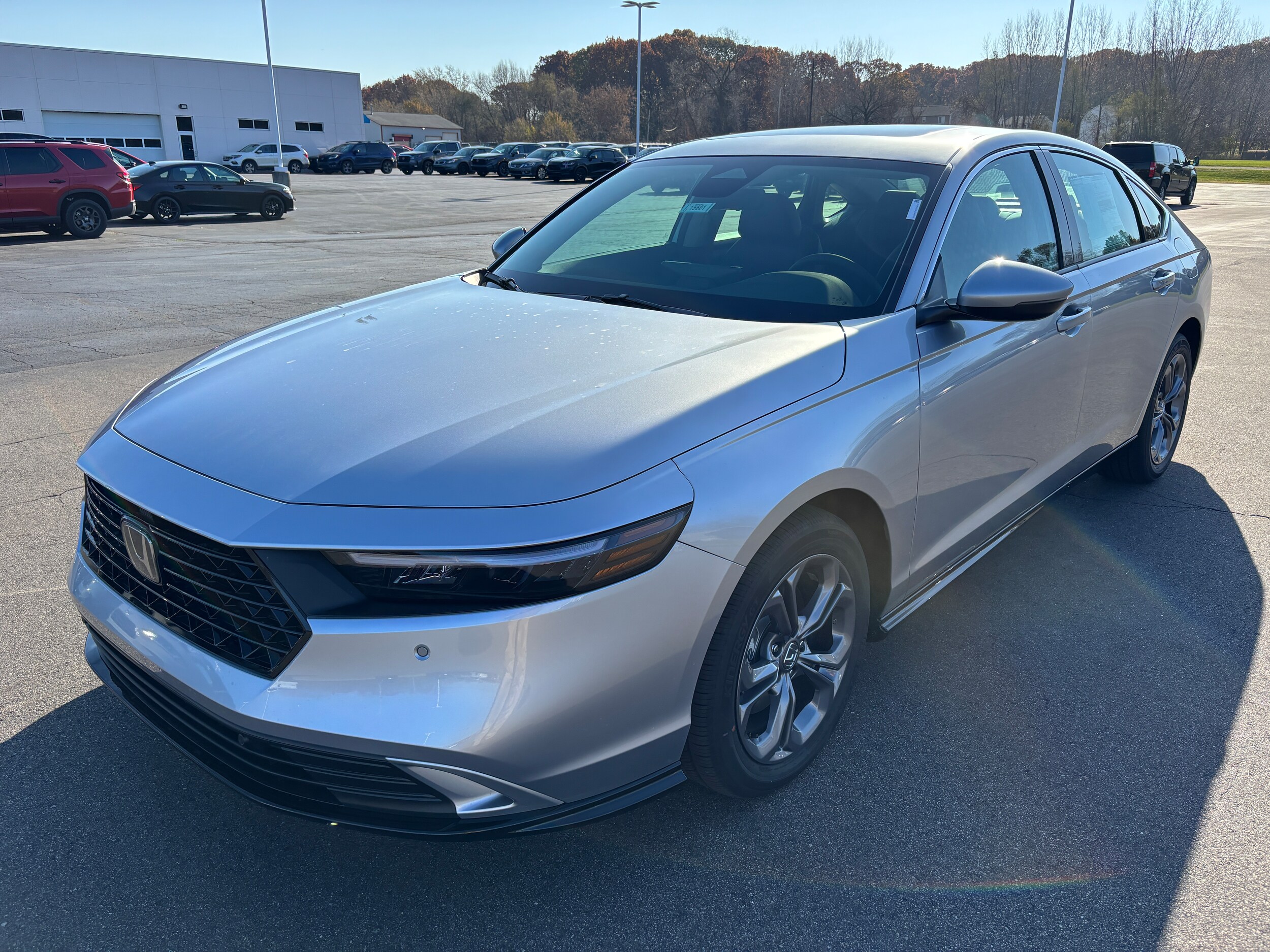 2025 Honda Accord Hybrid EX-L photo 3