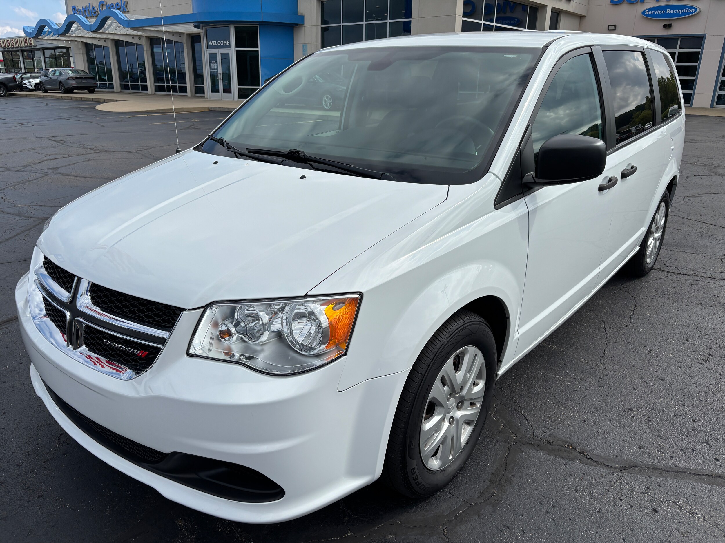 2020 Dodge Grand Caravan SE photo 4