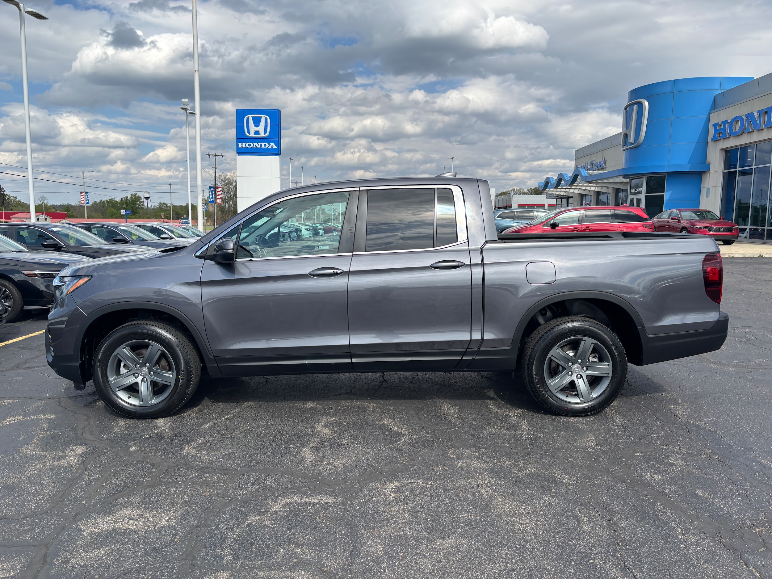 2023 Honda Ridgeline RTL AWD's photo