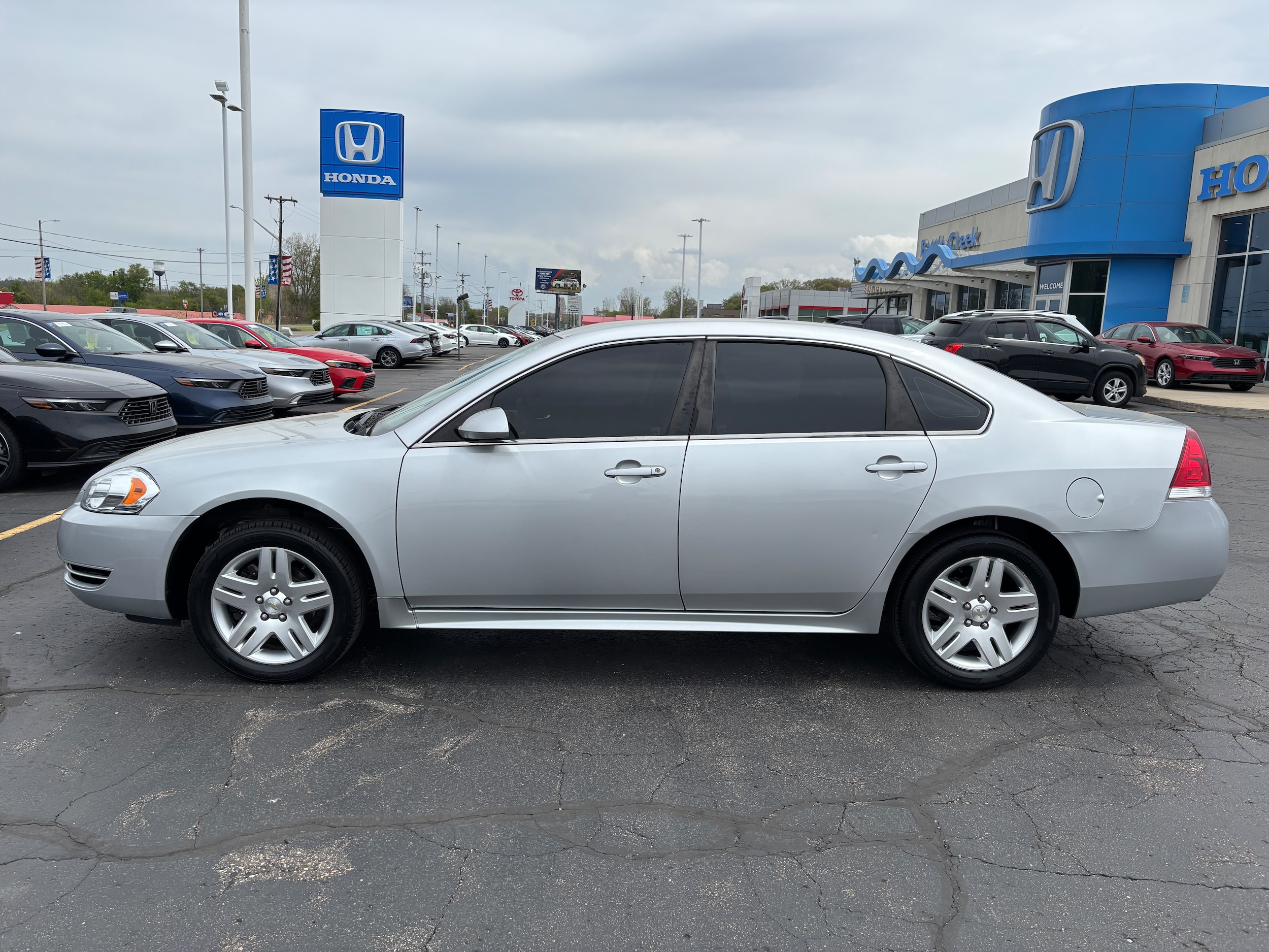 2015 Chevrolet Impala Police Sedan Auto's photo