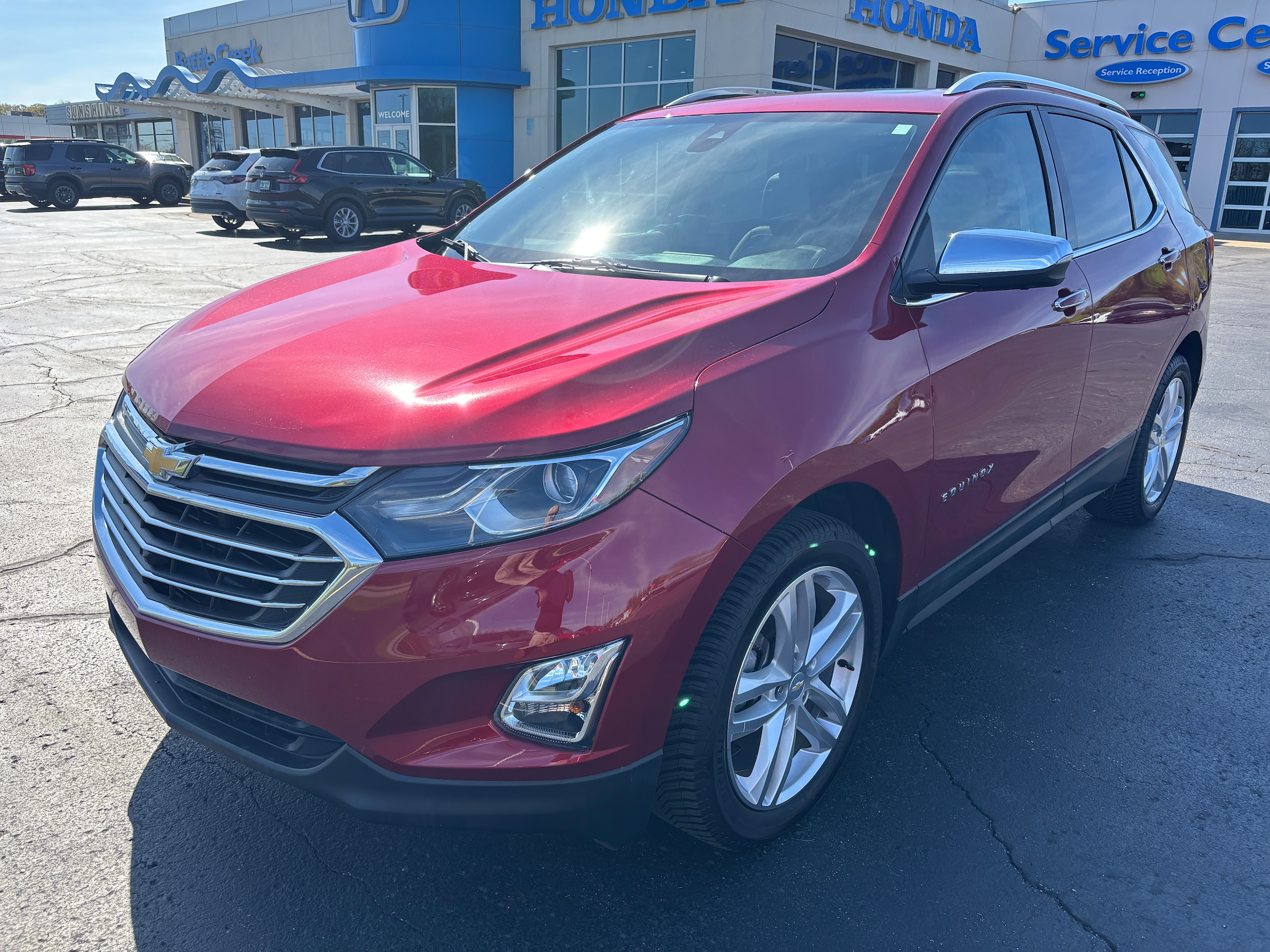 Used 2019 Chevrolet Equinox Premier with VIN 3GNAXYEX4KS632720 for sale in Battle Creek, MI