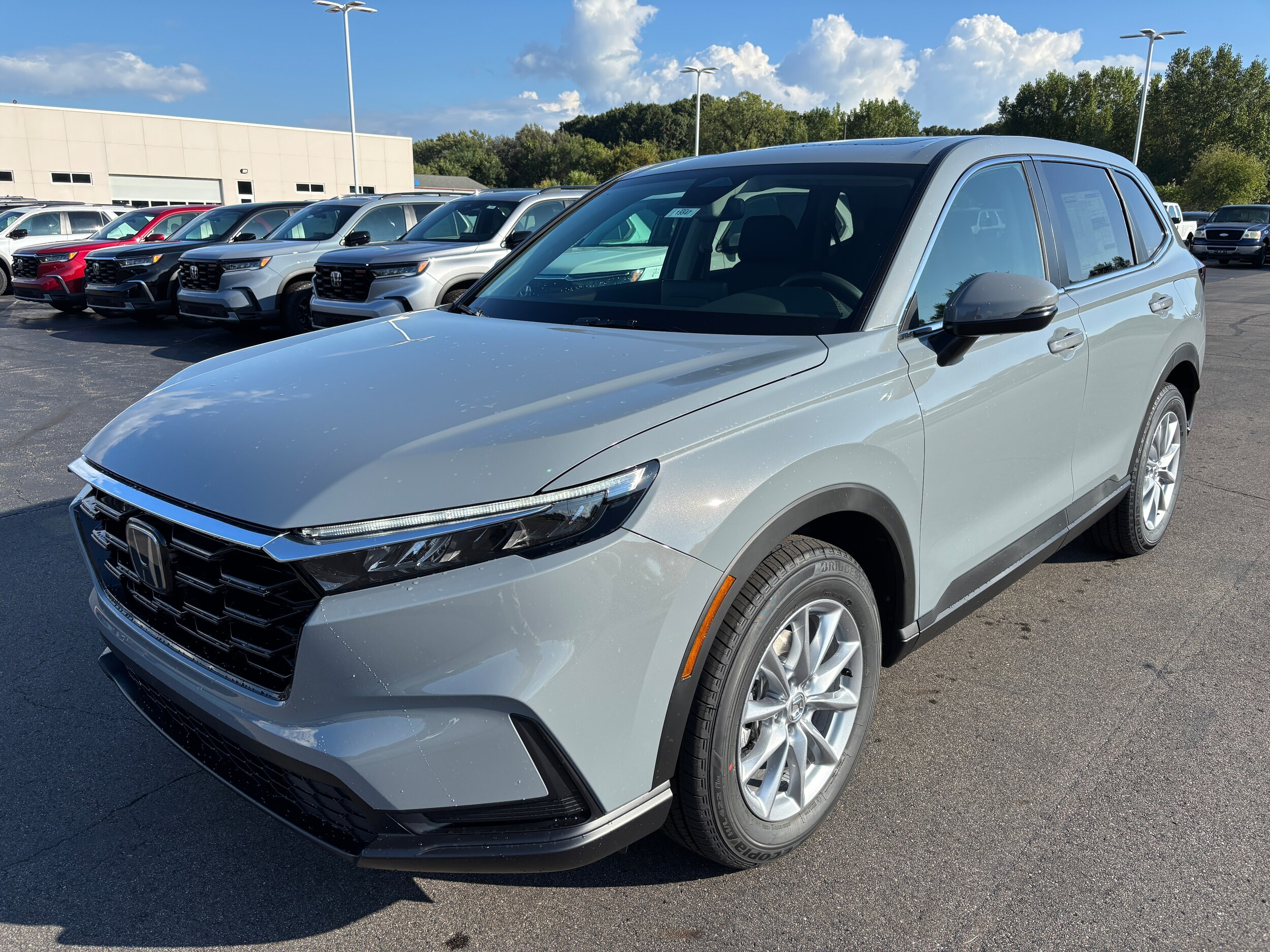 2026 Honda CR-V EX photo 3