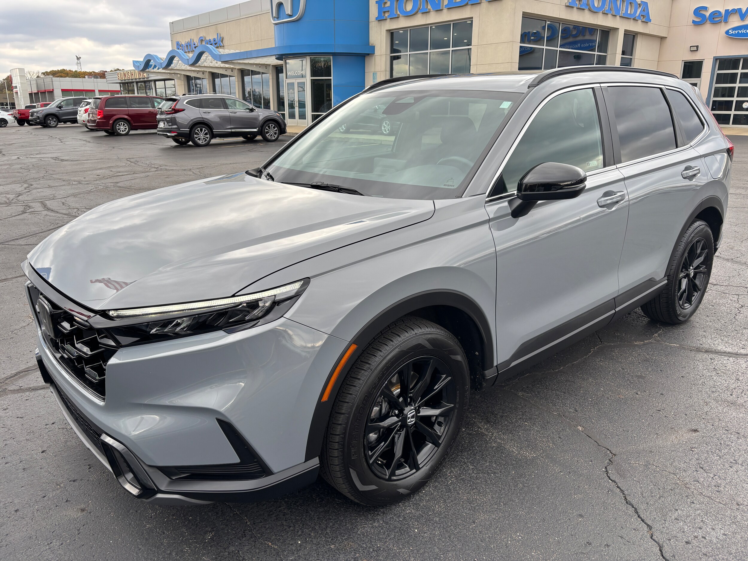 2024 Honda CR-V Hybrid Sport photo 3