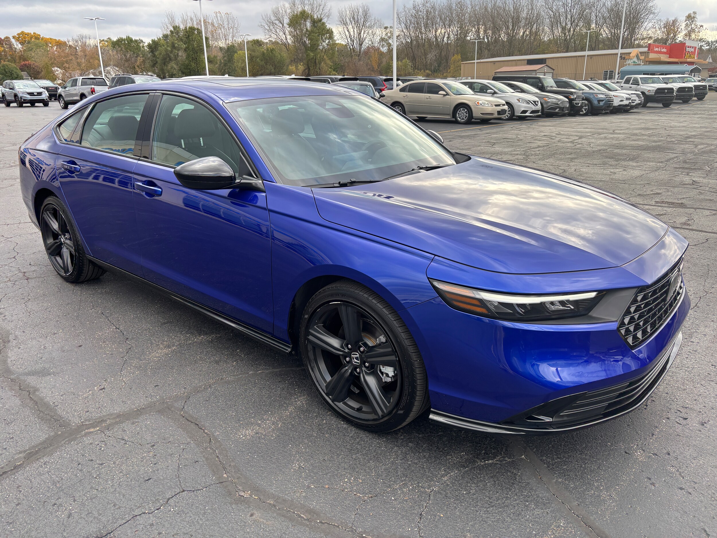 2023 Honda Accord Hybrid Sport-L photo 4