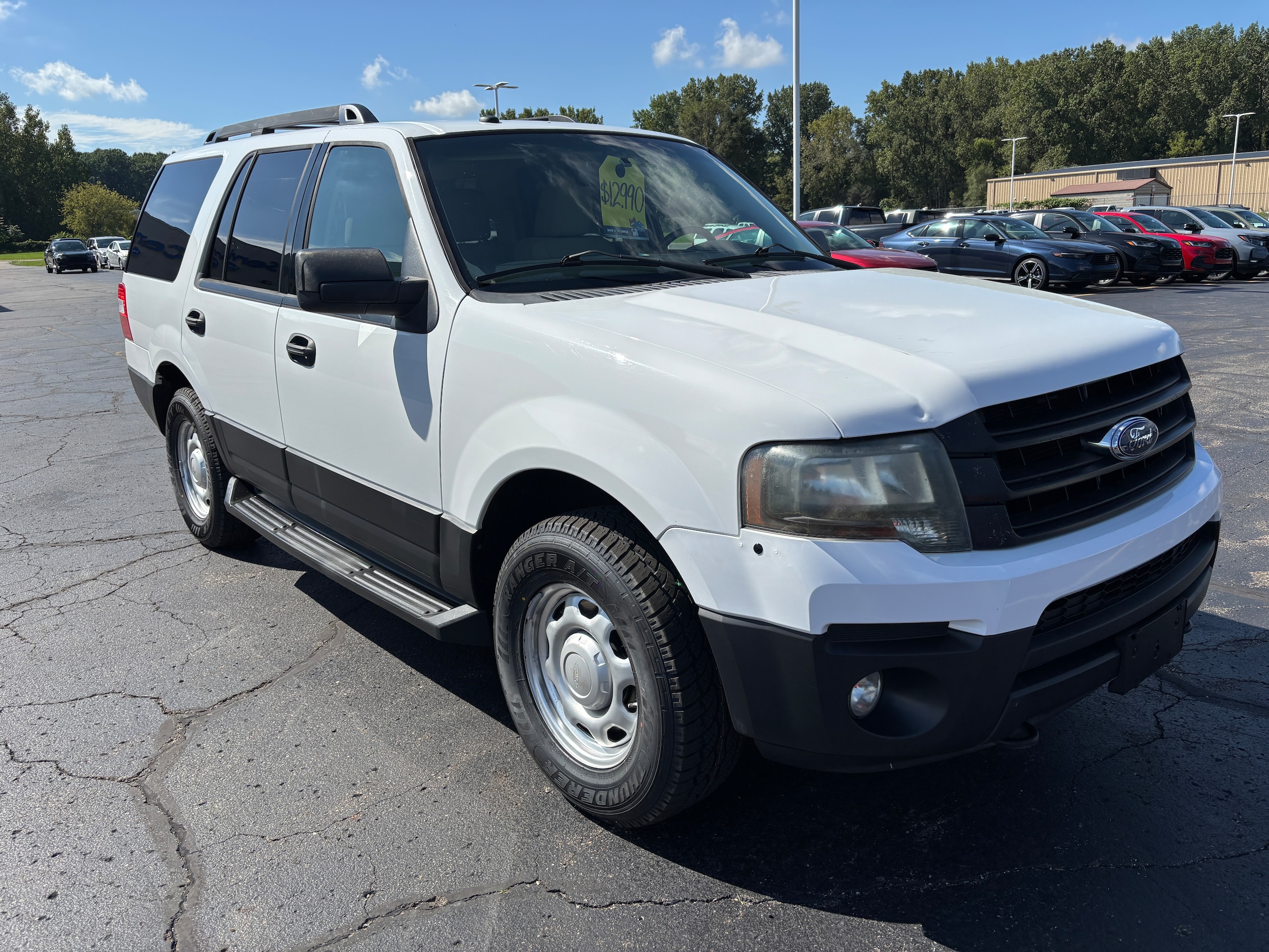 Used 2016 Ford Expedition XL with VIN 1FMJU1GT8GEF09101 for sale in Springfield, MI
