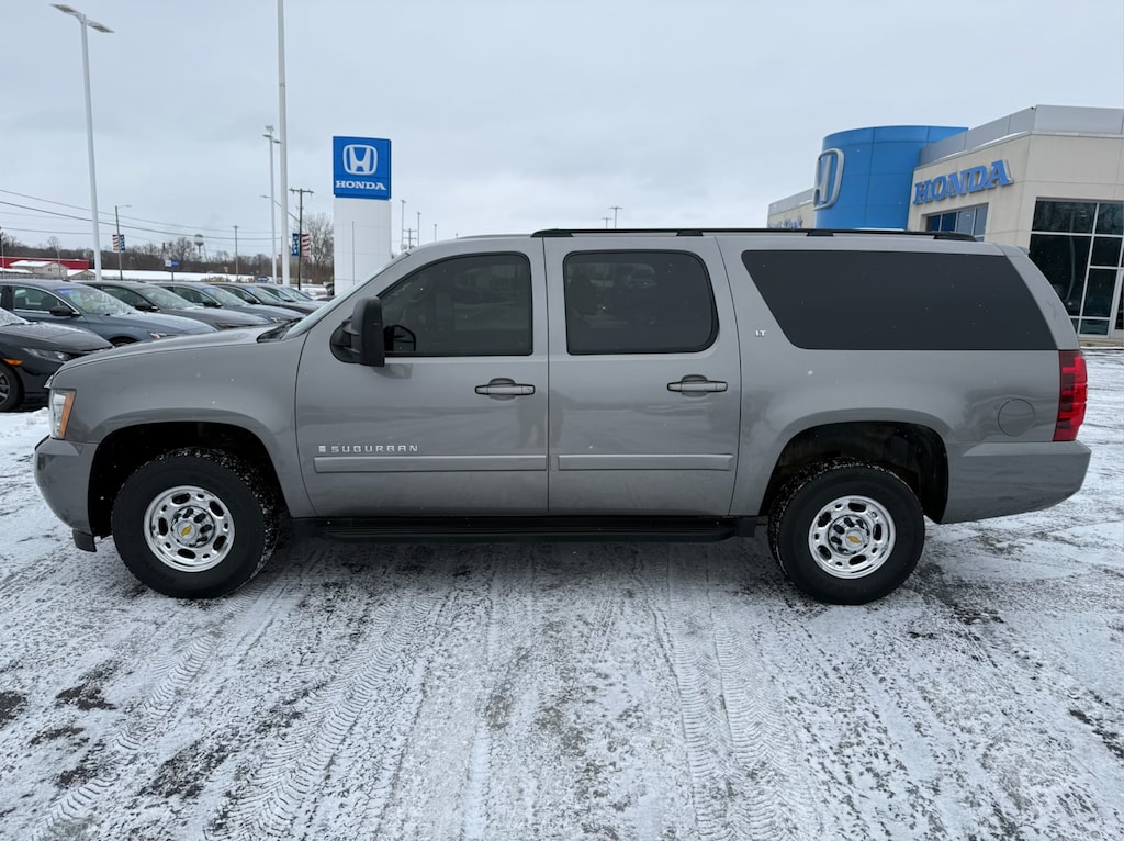 Used 2007 Chevrolet Suburban 2500 SUV