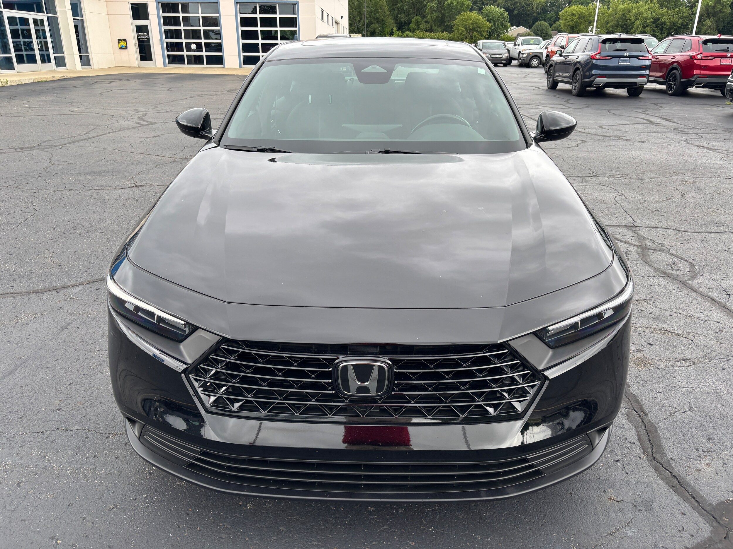 2023 Honda Accord Hybrid Sport photo 3