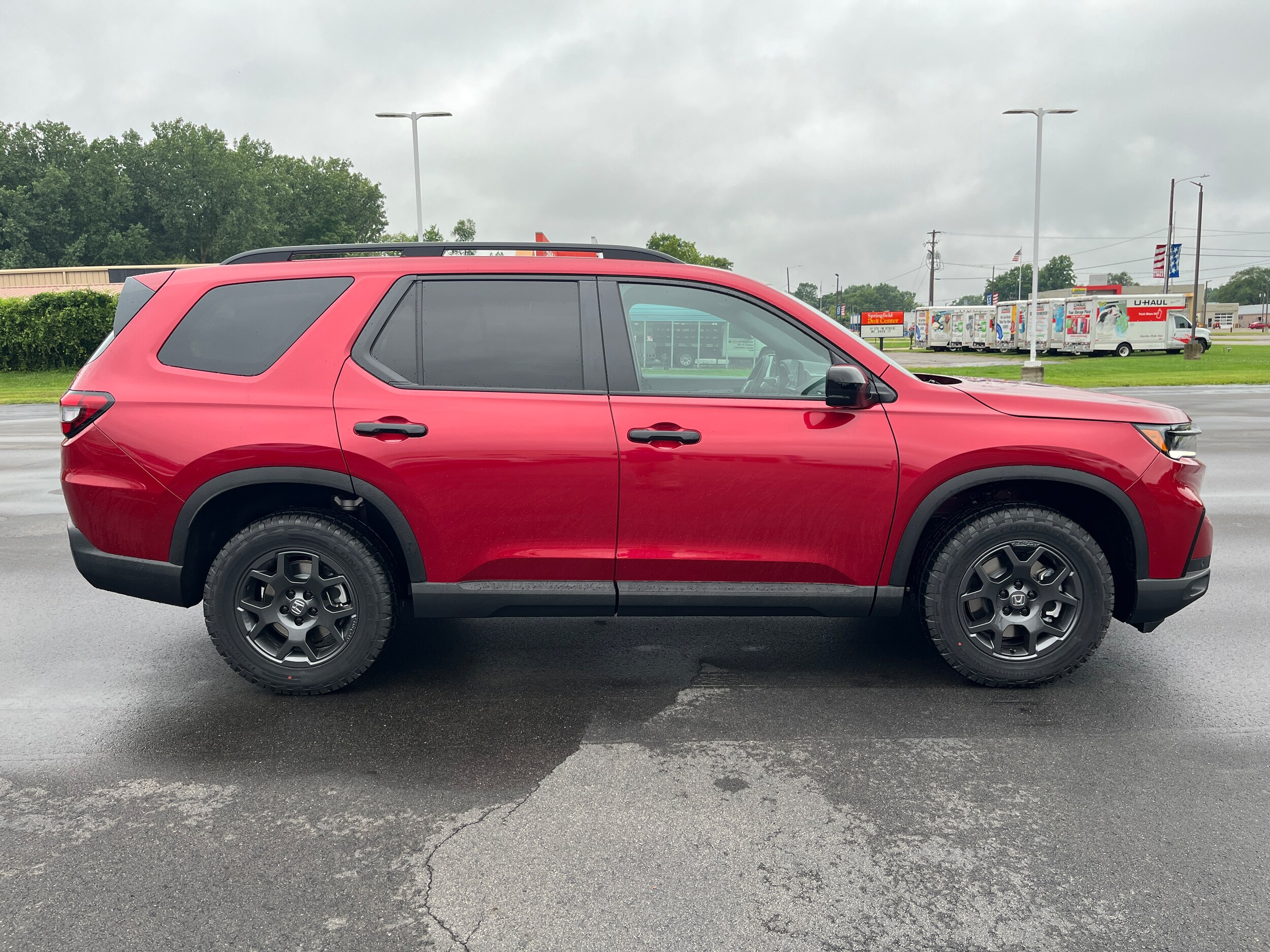 2025 Honda Pilot TrailSport photo 3