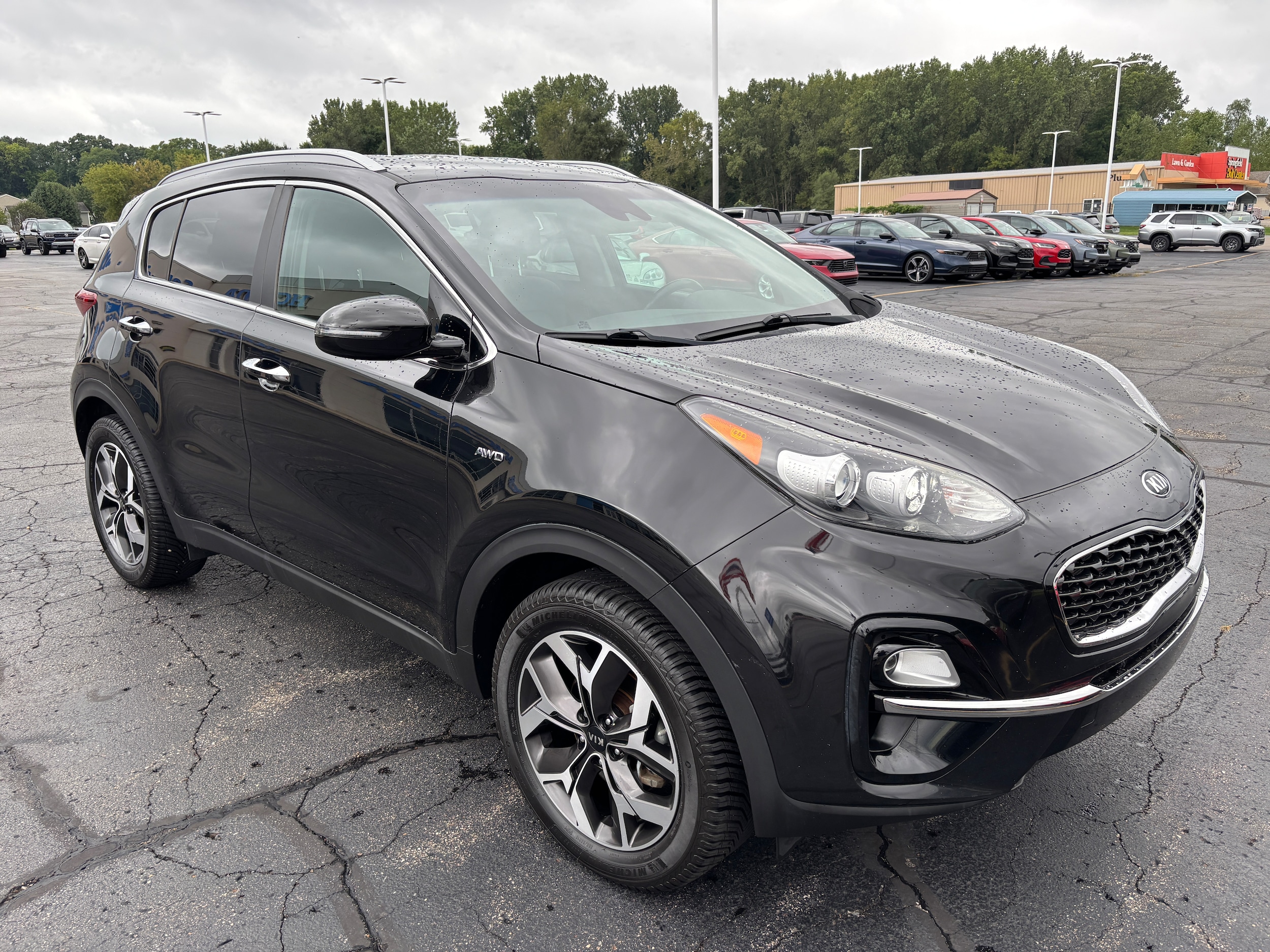Used 2020 Kia Sportage EX with VIN KNDPNCAC4L7721265 for sale in Springfield, MI