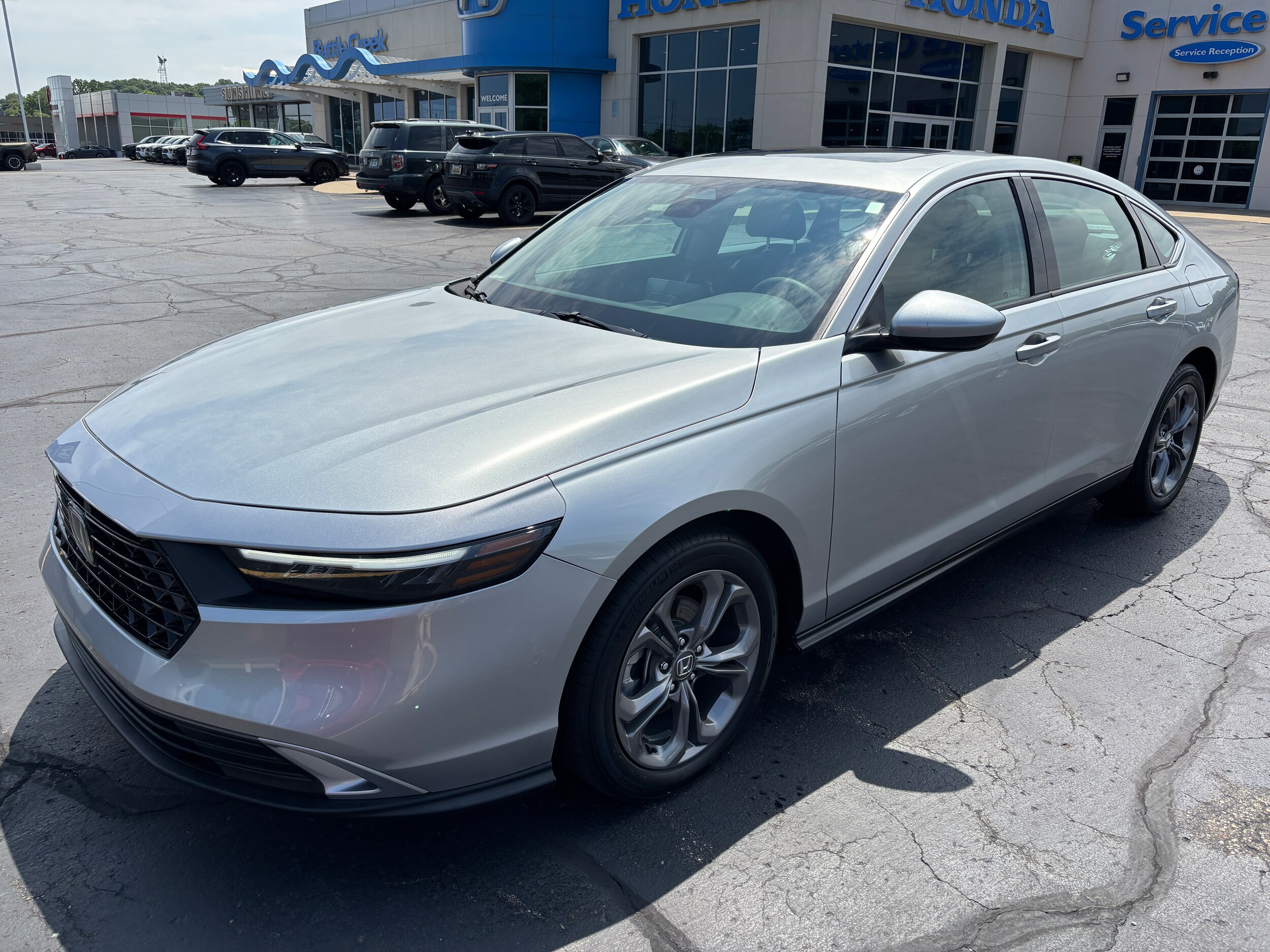 2024 Honda Accord EX photo 4