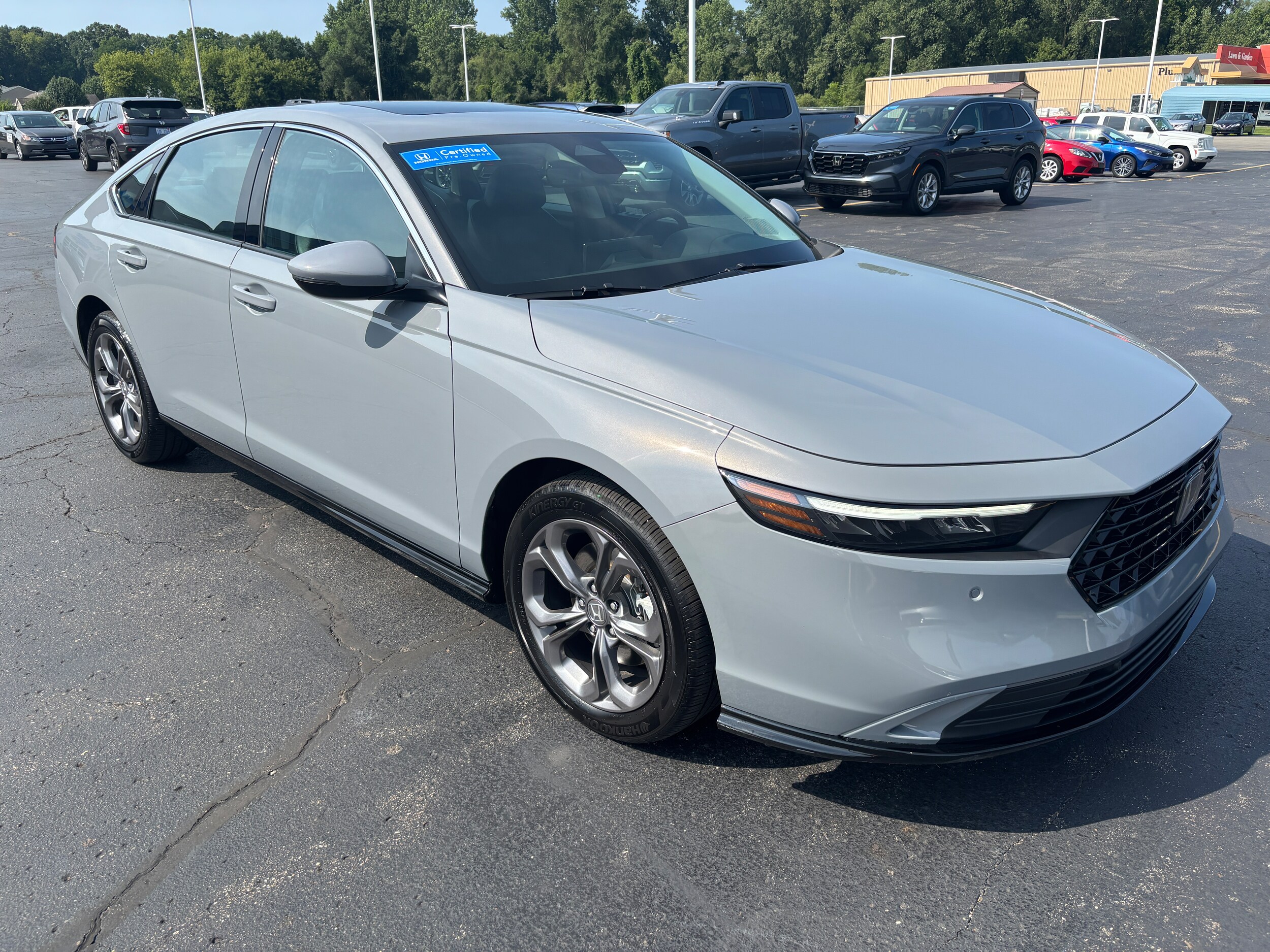 2023 Honda Accord Hybrid EX-L photo 3