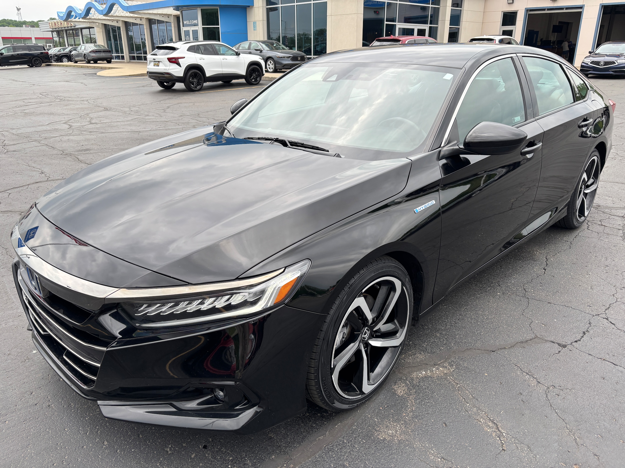 Certified 2022 Honda Accord Hybrid Sport with VIN 1HGCV3F28NA036515 for sale in Battle Creek, MI