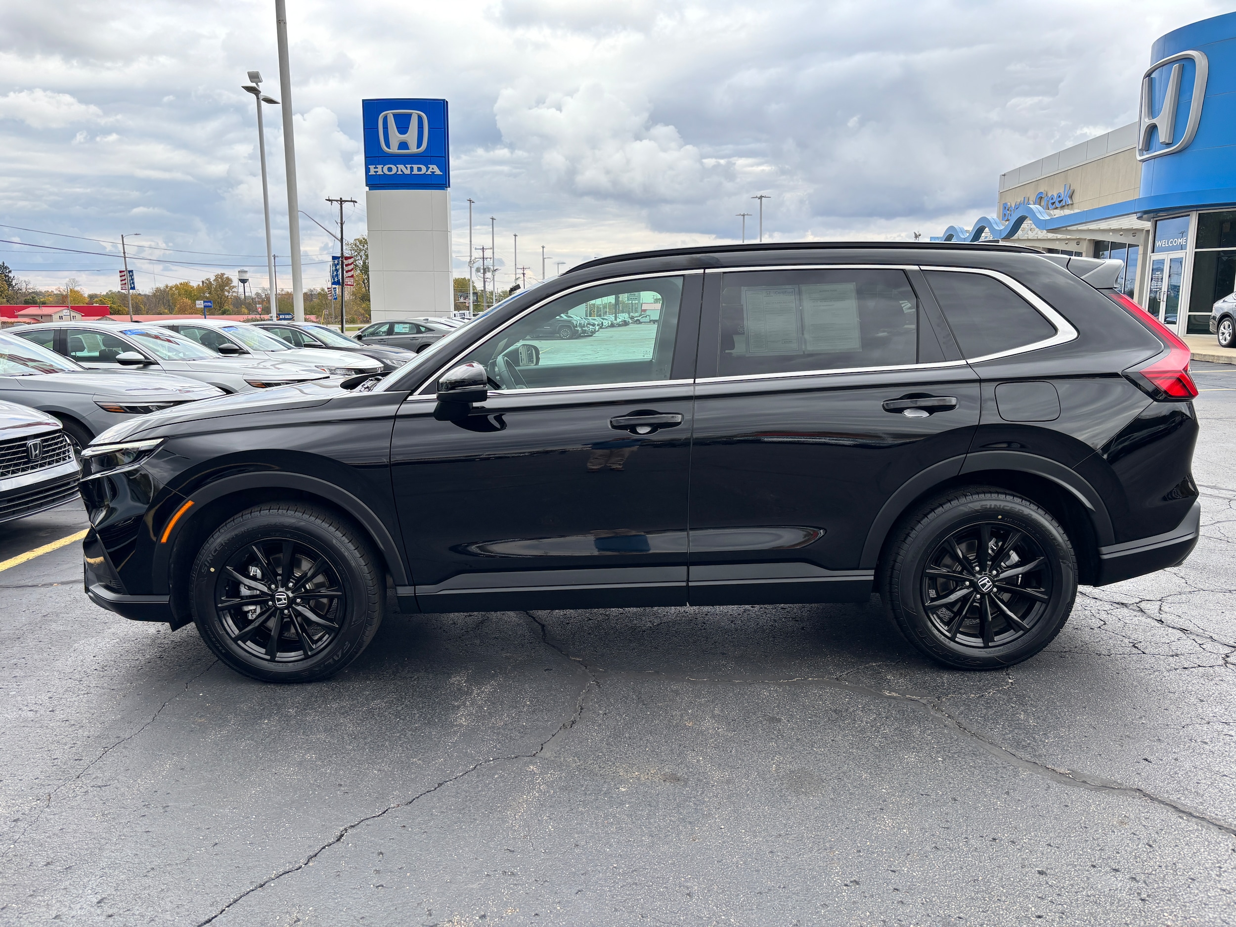 2024 Honda CR-V Sport-L's photo