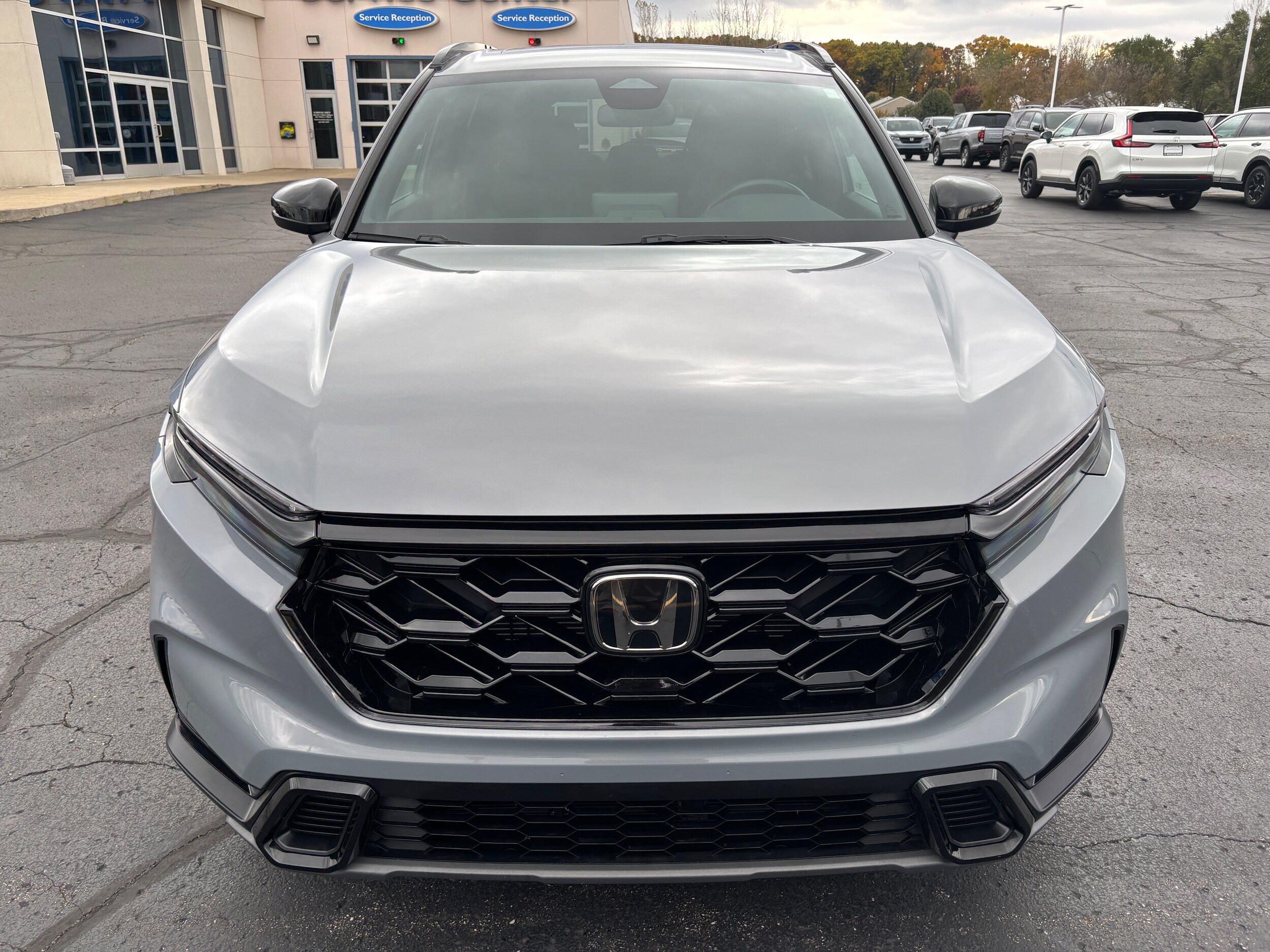 2024 Honda CR-V Hybrid Sport photo 2